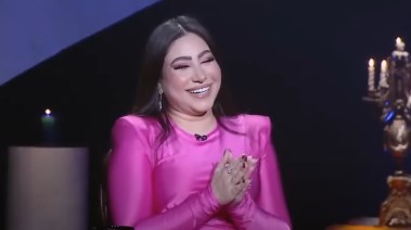 الفنانة بوسي