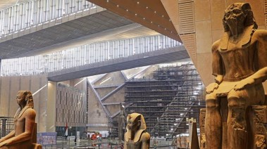 برجراف عن the grand egyptian museum