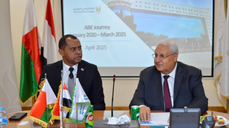 وزير زراعة مدغشقر، ورئيس البنك الزراعي