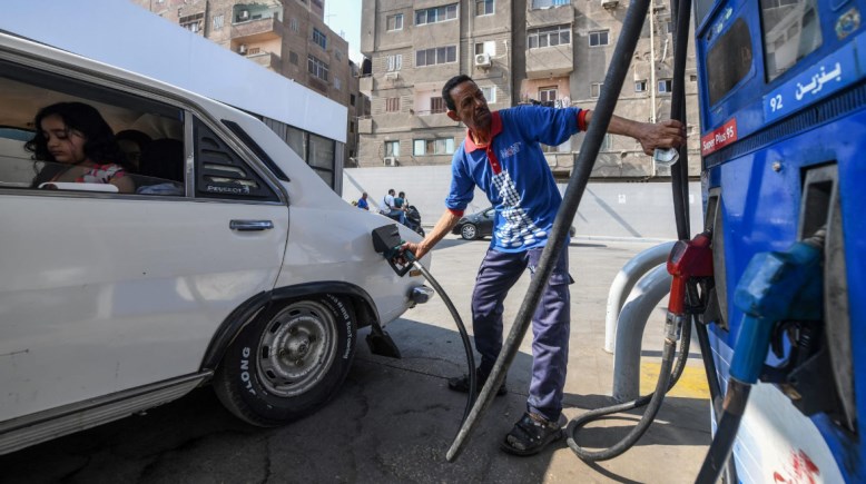 صورة أرشيفية من محطات البزين في مصر