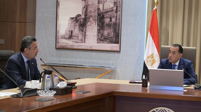 اجتماع مدبولي لمتابعة موقف المخزون من السلع الاستراتيجية