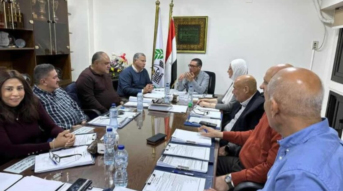 رئيس لجنة الحكام السابق رئيس لجنة الحكام السابق