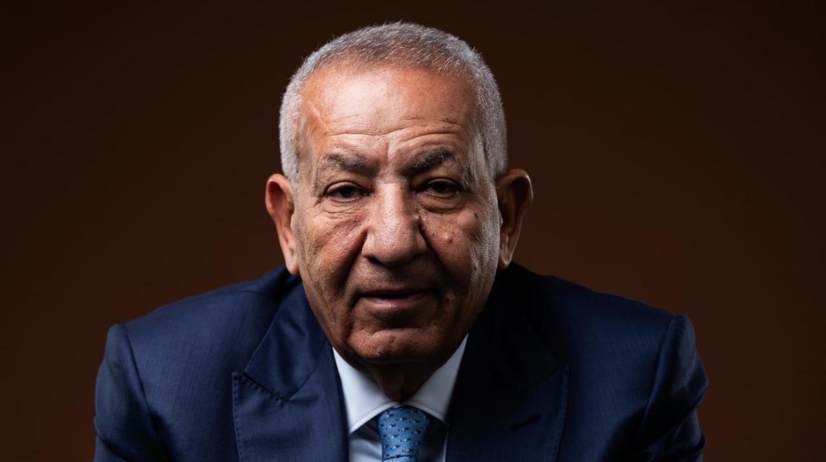 كامل أبو علي كامل أبو علي
