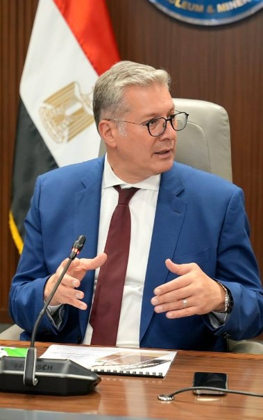 وزير البترول والثروة المعدنية، كريم بدوي