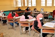 طلاب أثناء الامتحان - أرشيفية