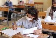 طلاب أثناء الامتحان - أرشيفية