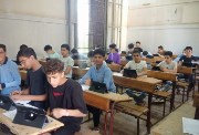 طلاب أثناء الامتحان - أرشيفية