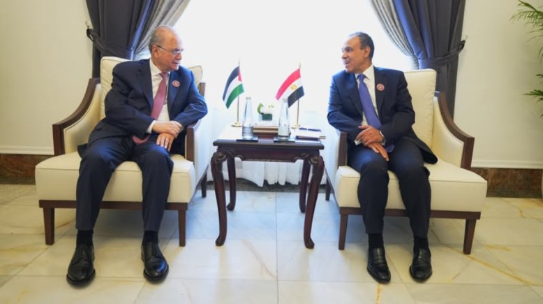 وزير الخارجية والهجرة، بدر عبدالعاطي ورئيس الوزراء وزير الخارجية الفلسطيني محمد مصطفى