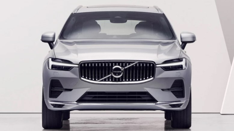 سيارة فولفو XC60 