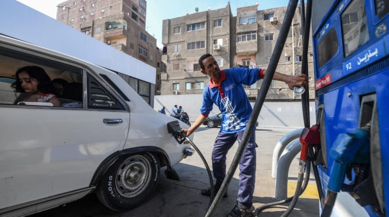 إحدى محطات الوقود