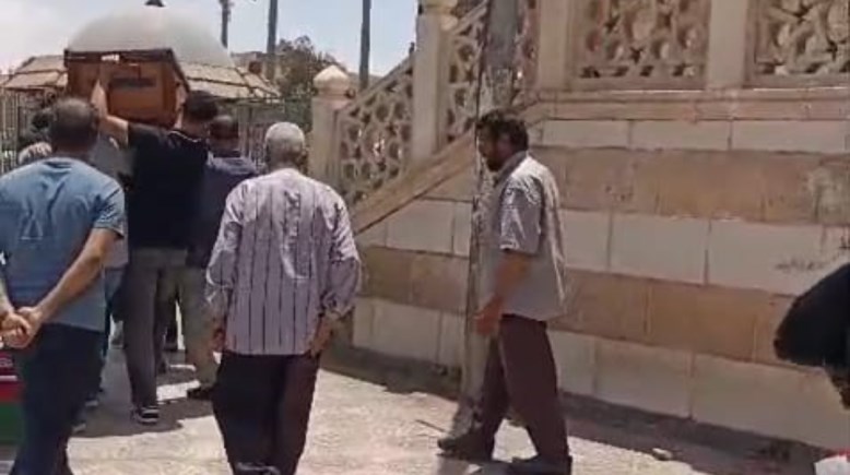 تشيع  جثمان منة أيمن ضحية انفجار خط الغاز بأكتوبر
