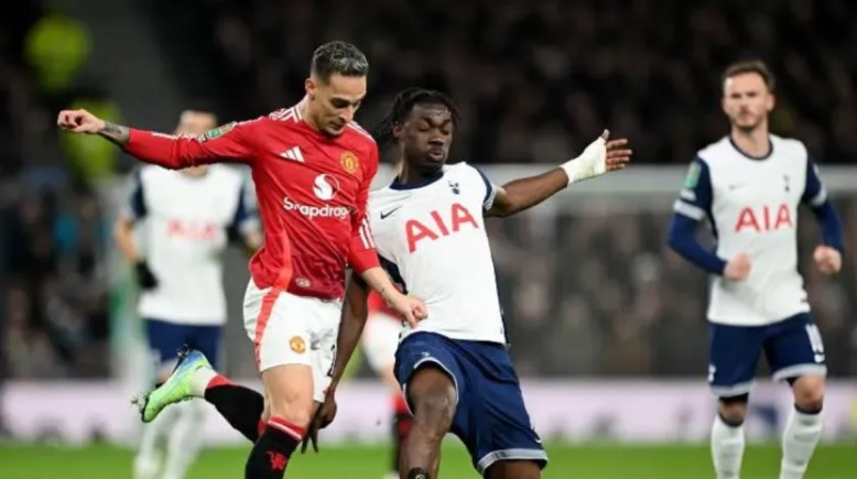 توتنهام ضد مانشستر يونايتد توتنهام ضد مانشستر يونايتد