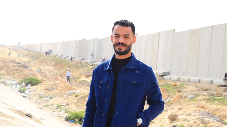 محمد العبساوي الصحفي بموقع تليجراف مصر 