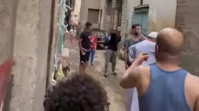 جانب من الفيديو 