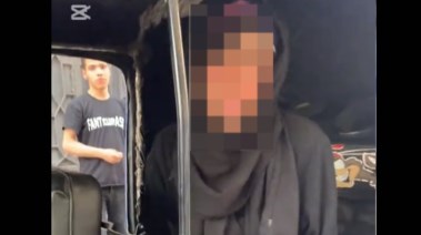 الفتاة في الفيديو المثير للجدل مع سائق التوك توك