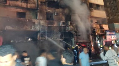 إخماد حريق مطعم ميدان تريومف بمصر الجديدة