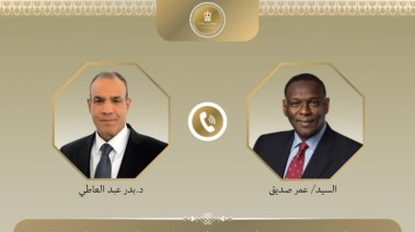 وزير الخارجية المصري ونظيره السوداني