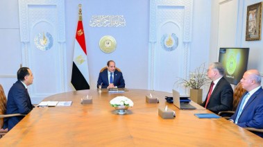 الرئيس عبدالفتاح السيسي في اجتماعه مع رئيس الوزراء ووزير البترول