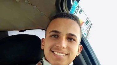 أحد الشباب 