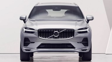 سيارة فولفو XC60 