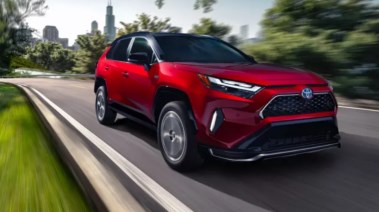 سيارة تويوتا RAV4
