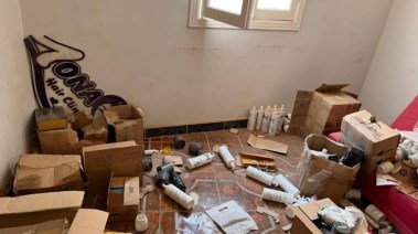 مضبوطات مركز التجميل خلال الحملة 