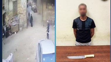 المتهم وبحوزته الأداه المستخدمه في الواقعة