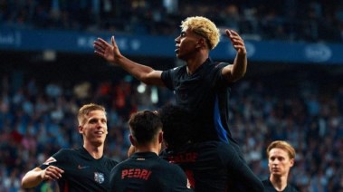 برشلونة 