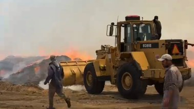 جانب من الحريق 