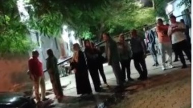  أسرة أحمد الدجوي أمام المشرحة