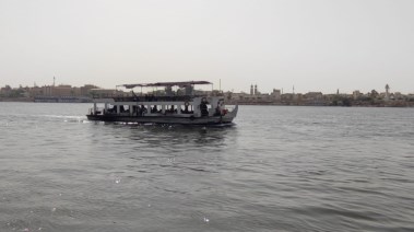 معدية الأهالى فى نيل الأقصر 