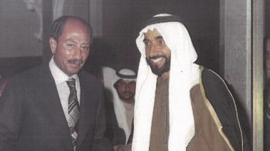 الشيخ زايد آل نهيان والرئيس أنور السادات