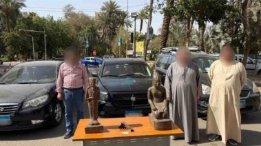 المتهمون والمضبوطات 