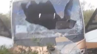 تصادم بين أتوبيس بسيارة ملاكي بالتجمع الأول