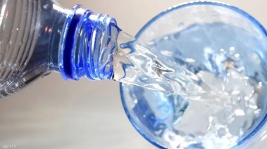 شرب الماء يحارب القلق والاكتئاب