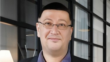 الدكتور طارق سعد