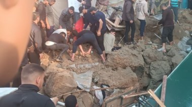 قصف طائرات الاحتلال مدرسة الكرامة