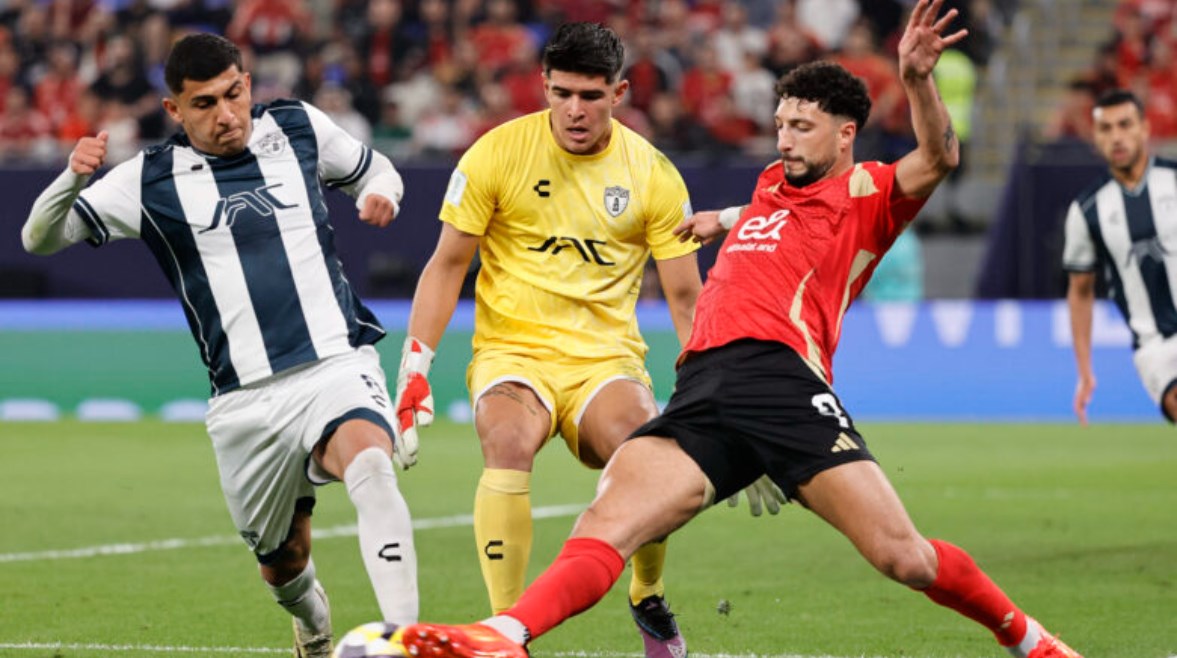 مباراة الأهلي وباتشوكا مباراة الأهلي وباتشوكا