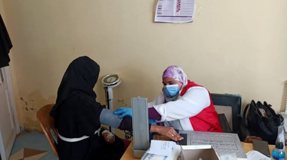 جانب من مبادرة فحص المقبلين علي الزواج جانب من مبادرة فحص المقبلين علي الزواج