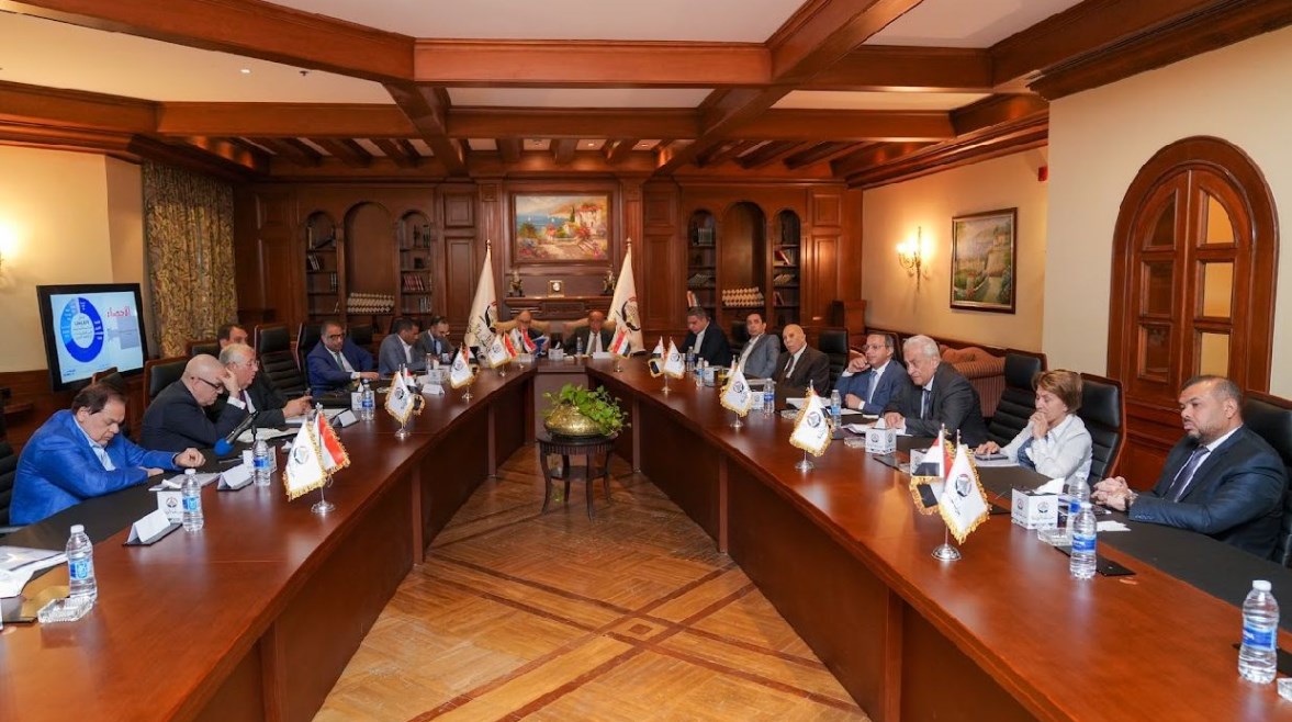 جانب من لقاء هيئة مكتب حزب الجبهة جانب من لقاء هيئة مكتب حزب الجبهة