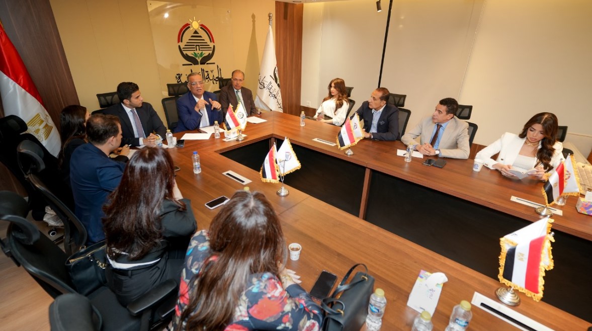 اجتماع لجنة الاعلام بحزب الجبهة الوطنية اجتماع لجنة الاعلام بحزب الجبهة الوطنية