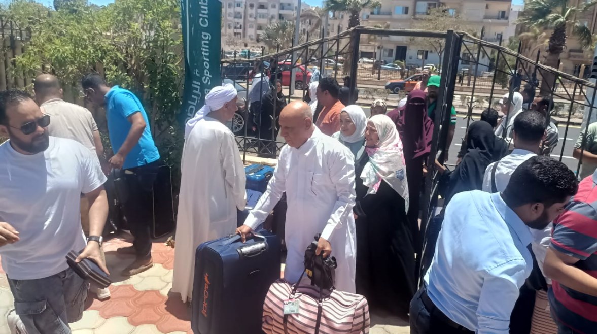 حجاج الجمعيات بالبحر الأحمر حجاج الجمعيات بالبحر الأحمر