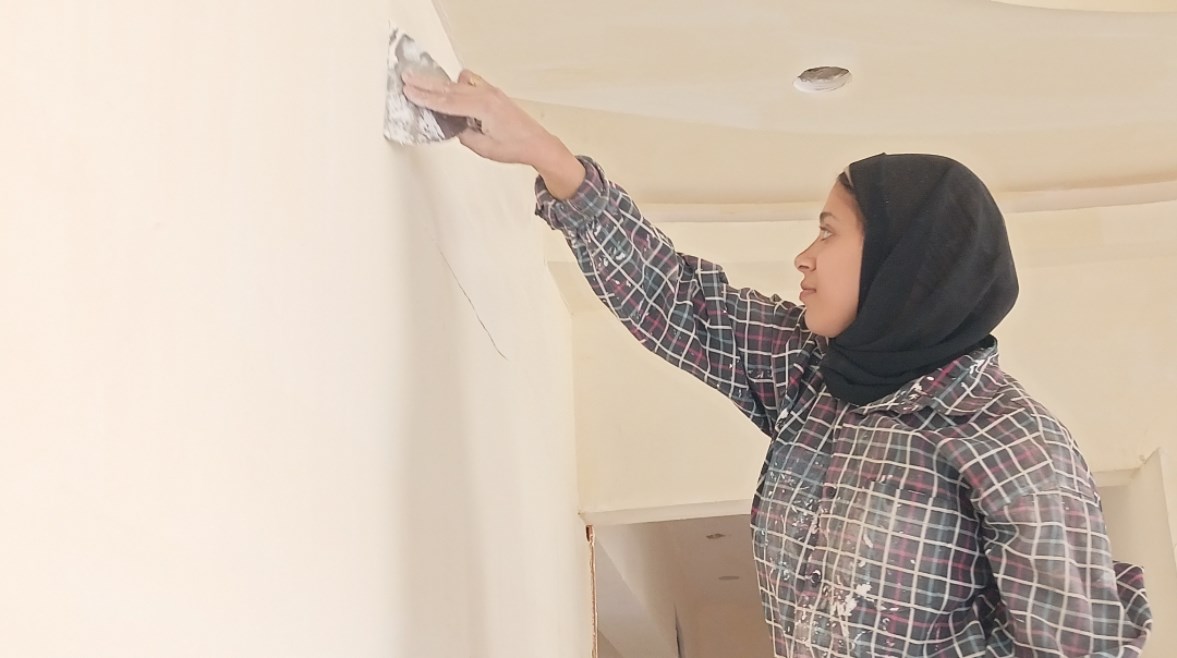 الأسطي زلطة اول نقاشة في المنيا الأسطي زلطة اول نقاشة في المنيا