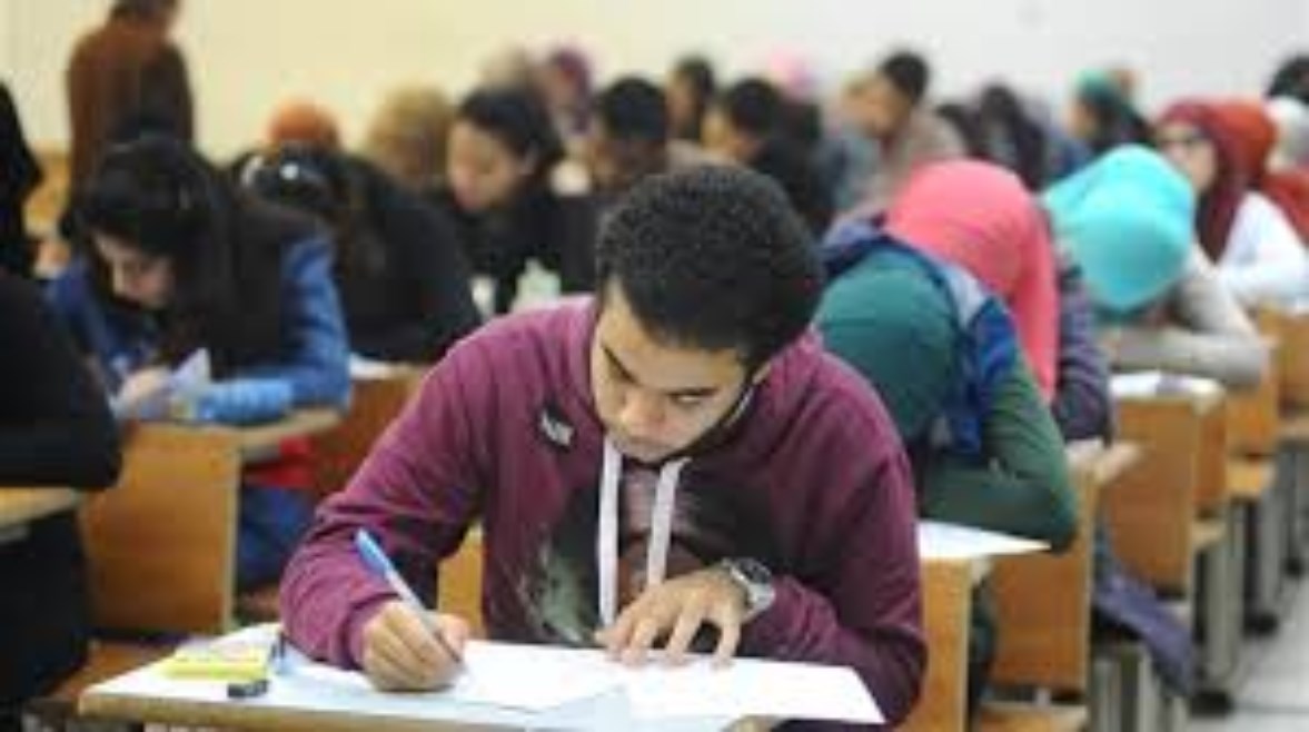 إجابات النماذج الاسترشادية للصف الثالث الثانوي 2025 إجابات النماذج الاسترشادية للصف الثالث الثانوي 2025