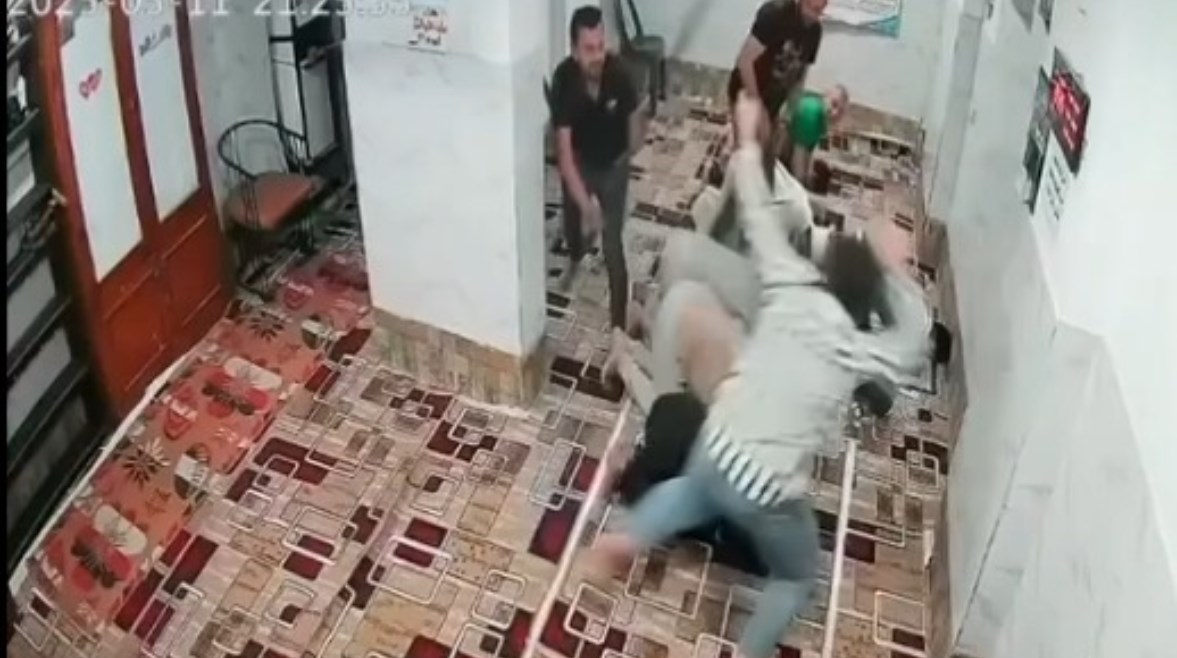 جانب من واقعة اقتحام مسجد بالسلام جانب من واقعة اقتحام مسجد بالسلام
