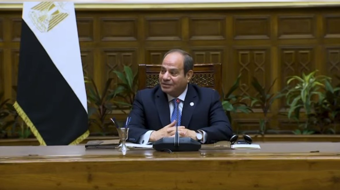 الرئيس عبد الفتاح السيسي الرئيس عبد الفتاح السيسي