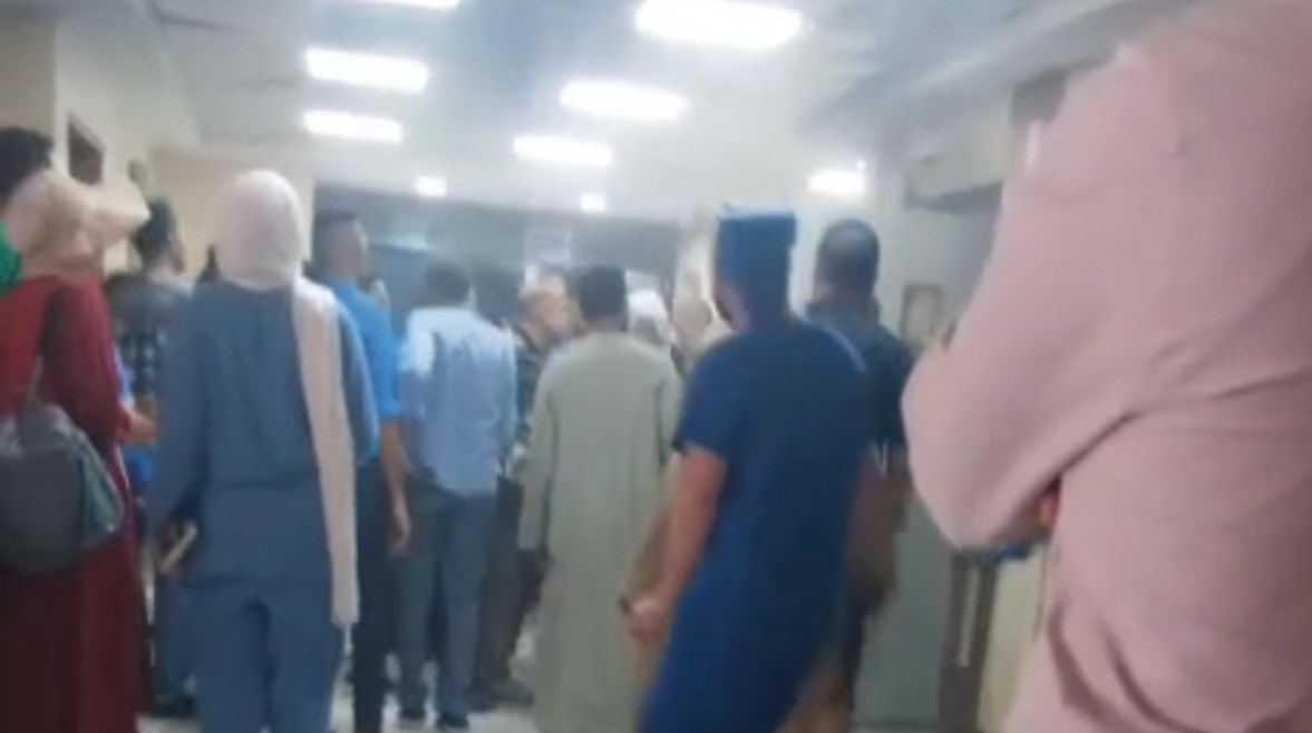 لحظة سقوط مصعد مستشفى جامعة المنوفية لحظة سقوط مصعد مستشفى جامعة المنوفية