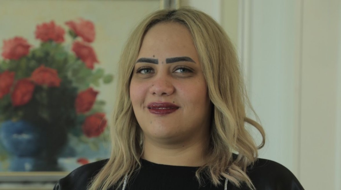 البلوجر أم سجده البلوجر أم سجده