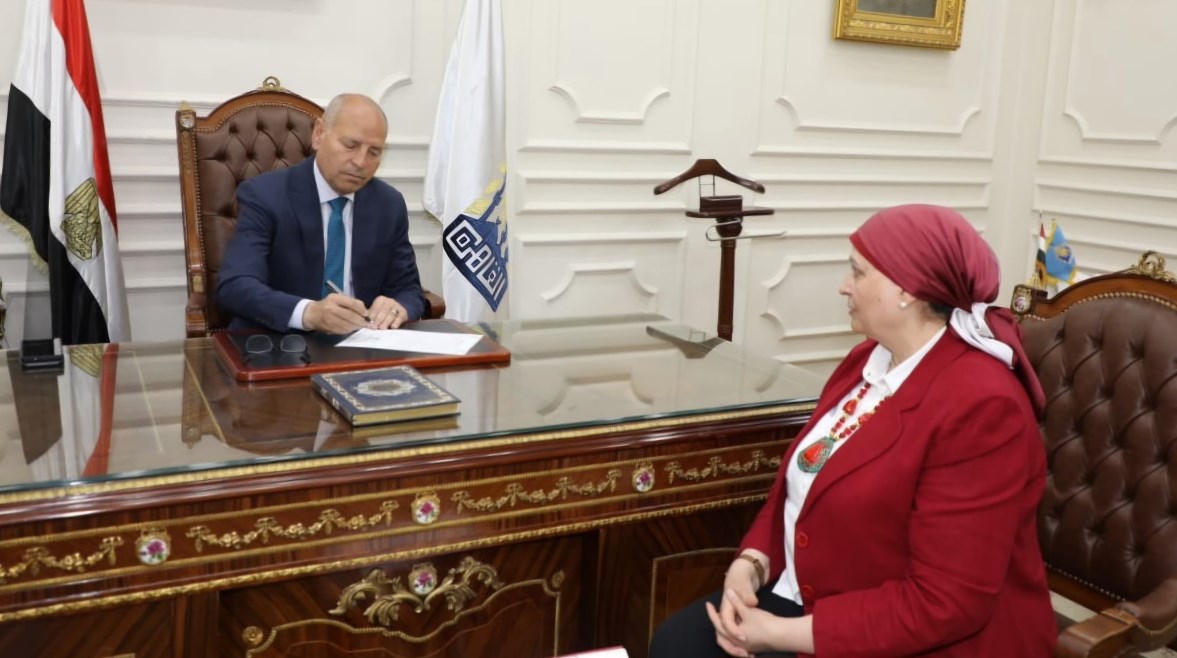 محافظ القاهرة يعتمد جدول امتحانات الفصل الدراسي الثانى 2025 محافظ القاهرة يعتمد جدول امتحانات الفصل الدراسي الثانى 2025
