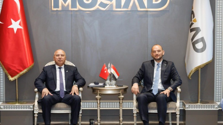 كامل الوزير من تركيا 